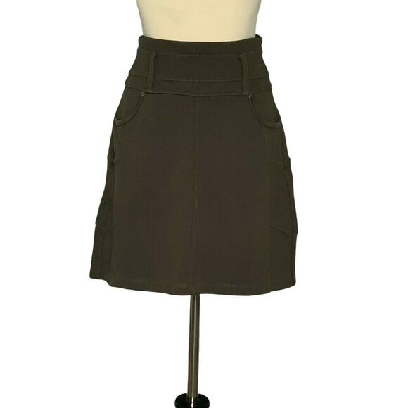 Athleta Dark Green High Waist Pull-On Stretch Mini Skirt Size XXS - Picture 1 of 12